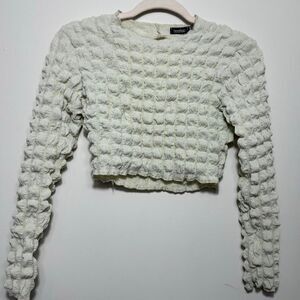 Boohoo Women's Size 6 Backless Cream Crop Top